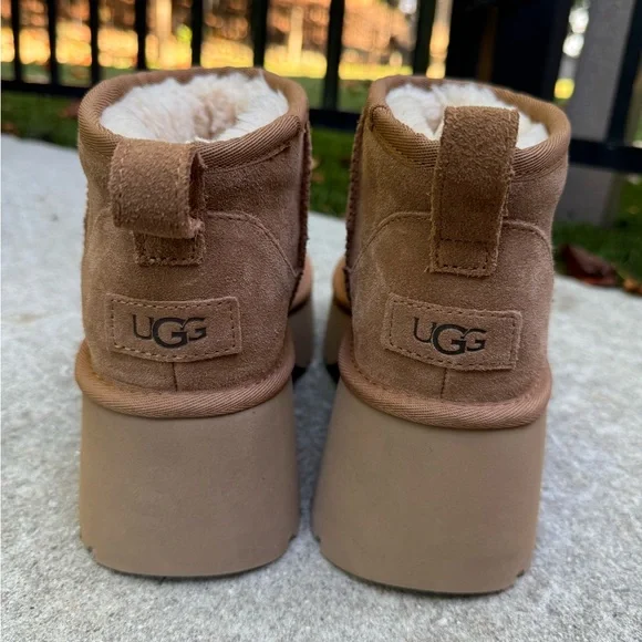 Cozy Tan Platform Ankle Boots - Picture 6 of 6